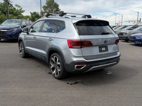 Used 2022 Volkswagen Taos SEL AWD/4WD image 6