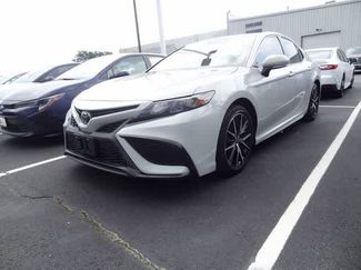 Used 2023 Toyota Camry SE FWD video 1
