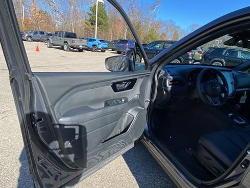 Certified 2025 Subaru Forester Limited AWD/4WD image 17