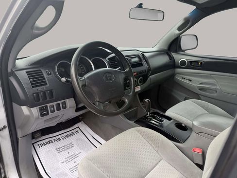 Used 2010 Toyota Tacoma 4x4 Double Cab image 9