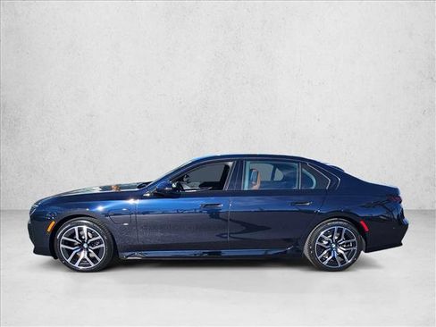 New 2026 BMW 750e xDrive AWD/4WD image 5