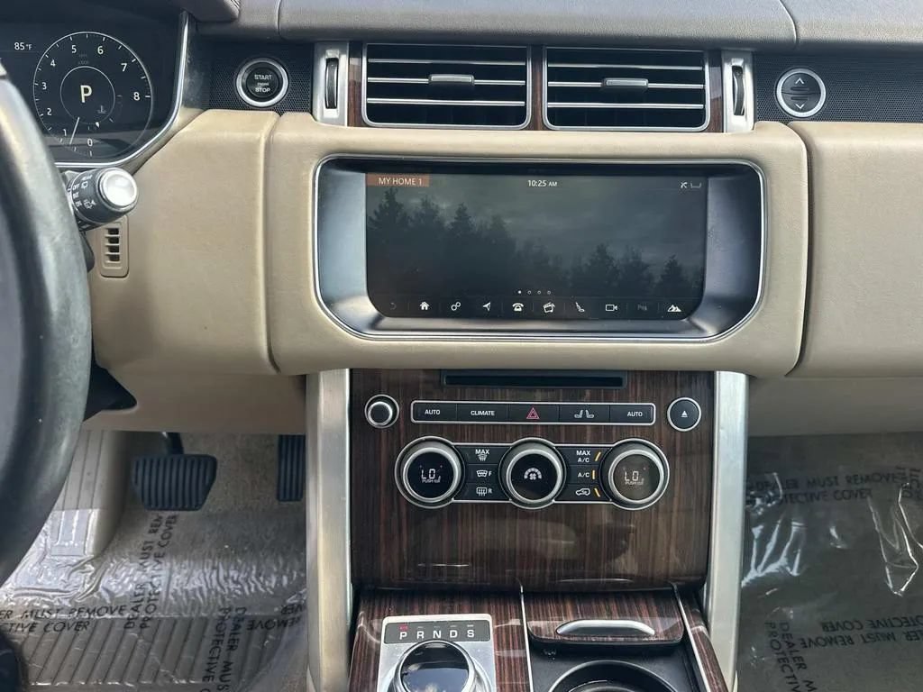 Used 2017 Land Rover Range Rover HSE AWD/4WD image 25