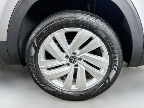 Used 2023 Volkswagen Atlas Cross Sport SE w/ Black Wheel Package AWD/4WD image 28