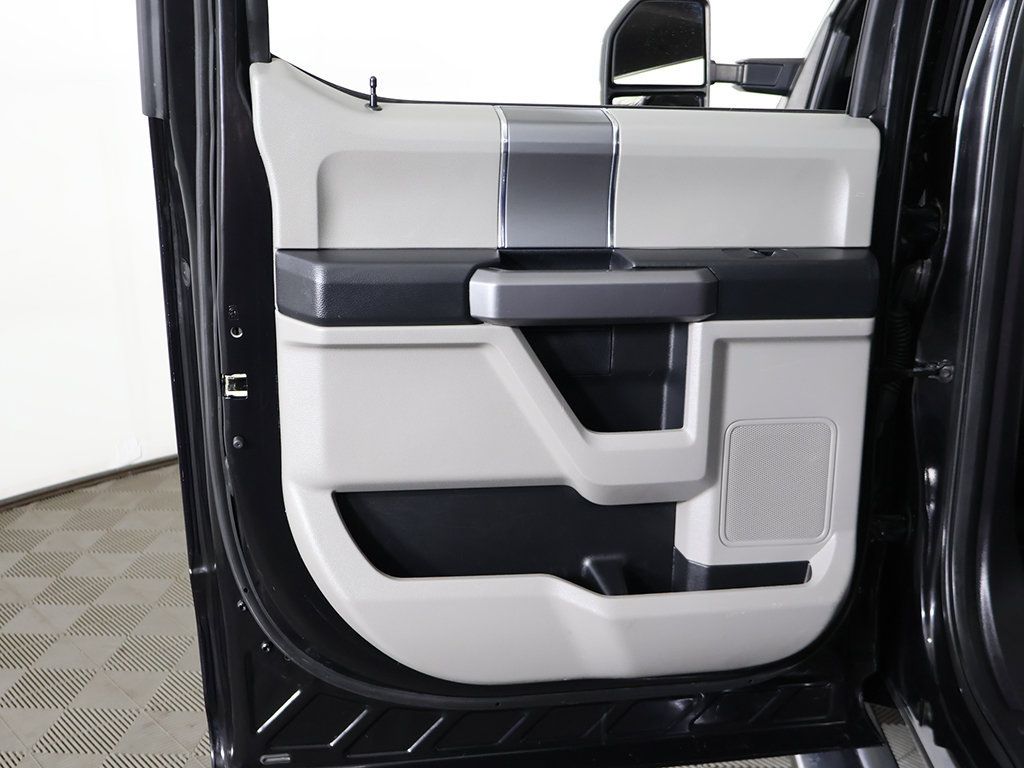 Used 2019 Ford F250 XLT w/ XLT Premium Package AWD/4WD image 24