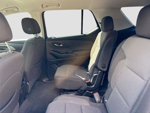 Used 2020 Chevrolet Traverse LT w/ Driver Confidence II Package image 28