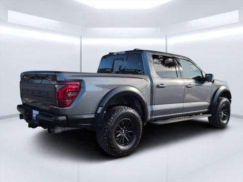 Used 2025 Ford F150 Raptor AWD/4WD image 3