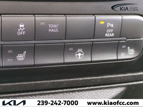 Used 2022 RAM 1500 Classic SLT w/ Electronics Convenience Group image 21