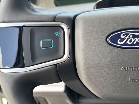 Certified 2025 Ford Expedition Max Active image 16