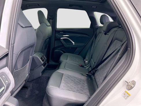 New 2025 Audi SQ5 Premium Plus image 20