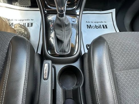 Used 2022 Buick Encore Preferred w/ Safety Package AWD/4WD image 17