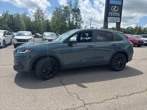 Used 2023 Honda HR-V Sport image 14