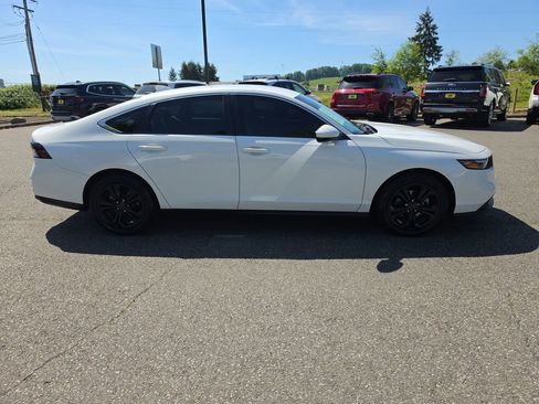 Used 2024 Honda Accord LX image 7