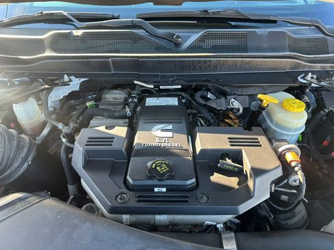 Used 2020 RAM 3500 Tradesman image 20