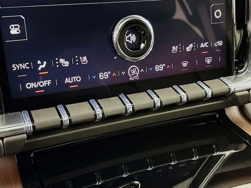 New 2026 GMC Yukon Denali w/ Sun & Power Step Package image 16