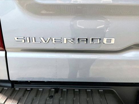 Used 2023 Chevrolet Silverado 1500 ZR2 w/ Technology Package image 31