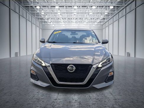 Used 2022 Nissan Altima 2.5 SV FWD image 4
