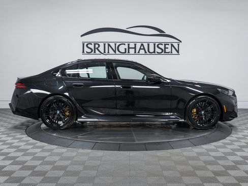 Used 2026 BMW M5 w/ Carbon Package image 4