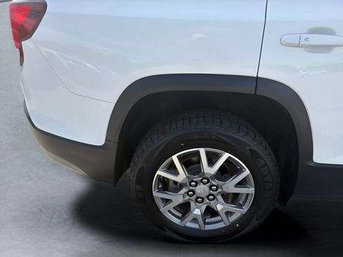 Used 2020 GMC Acadia SLT FWD image 32