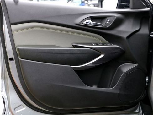 Used 2025 Chevrolet Trax ACTIV w/ Driver Confidence Package FWD image 22