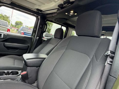 Certified 2022 Jeep Wrangler Unlimited Sport AWD/4WD image 19
