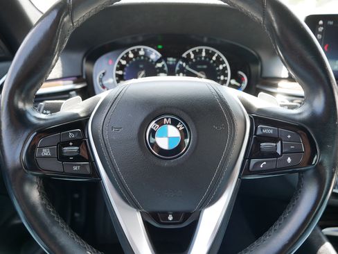 Used 2019 BMW 530i xDrive w/ Convenience Package AWD/4WD image 25