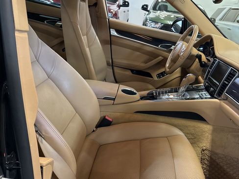Used 2012 Porsche Panamera S image 10