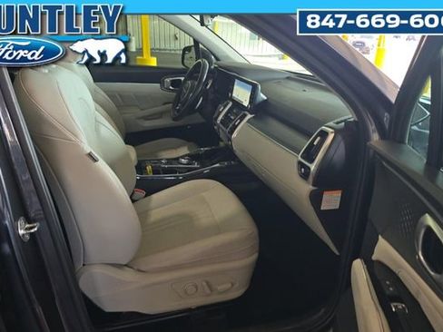 Used 2023 Kia Sorento SX Prestige AWD/4WD image 7