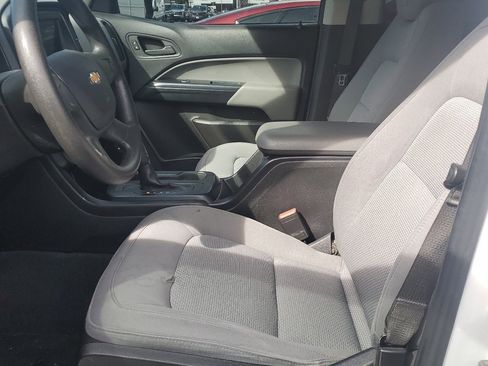 Used 2021 Chevrolet Colorado W/T w/ Custom Special Edition image 9