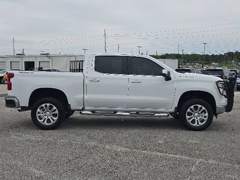 Used 2023 Chevrolet Silverado 1500 LTZ AWD/4WD image 6