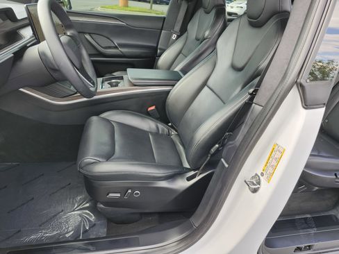 Used 2022 Tesla Model X AWD/4WD image 24