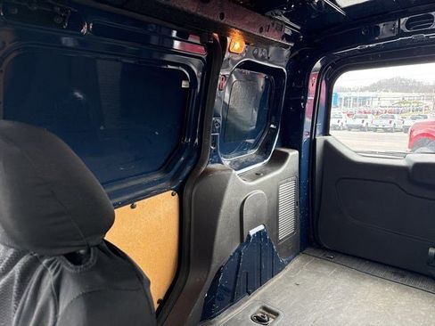 Used 2017 Ford Transit Connect XL image 17