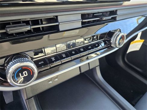 New 2026 Honda Prologue Touring image 21