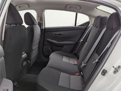 Used 2025 Nissan Sentra SV image 17