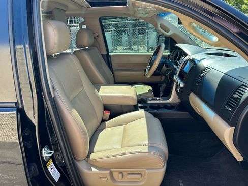 Used 2012 Toyota Sequoia Platinum AWD/4WD image 24