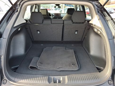 Certified 2023 Honda HR-V LX image 28