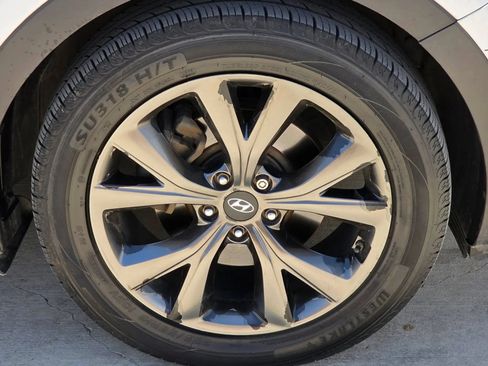 Used 2018 Hyundai Santa Fe Sport w/ Cargo Package FWD image 32