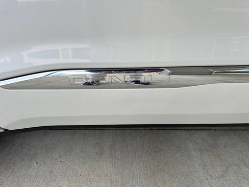 Used 2019 GMC Acadia Denali AWD/4WD image 14
