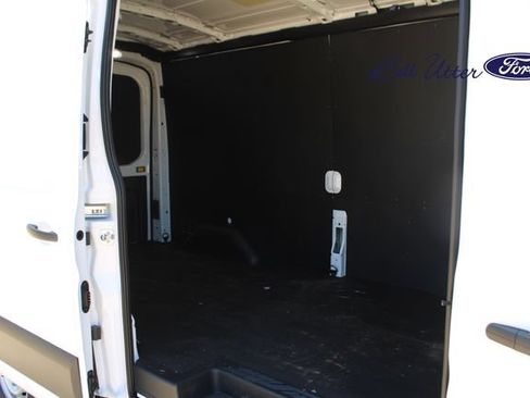 New 2026 Ford Transit 250 148 Medium Roof w/ Load Area Protection Package RWD image 7