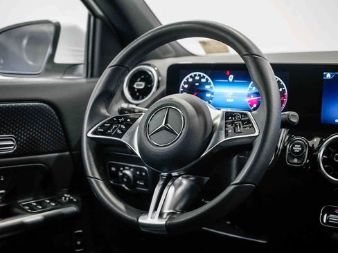 Used 2026 Mercedes-Benz GLA 250 image 14