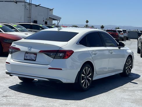 Used 2024 Honda Civic EX image 7