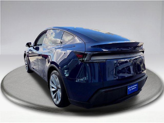 Used 2026 Tesla Model Y Long Range RWD image 14