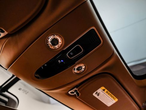 Used 2023 Aston Martin DBX 707 image 38