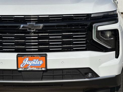 New 2026 Chevrolet Suburban High Country image 7