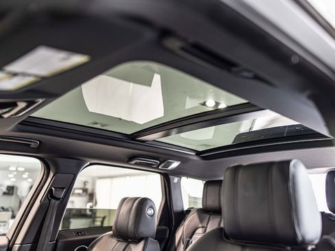 Used 2017 Land Rover Range Rover Sport HSE Dynamic image 19