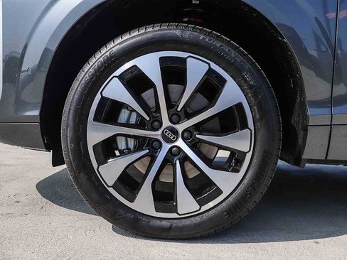 New 2026 Audi Q3 quattro 2.0T AWD/4WD image 14