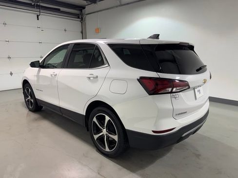 Certified 2022 Chevrolet Equinox LT AWD/4WD image 5