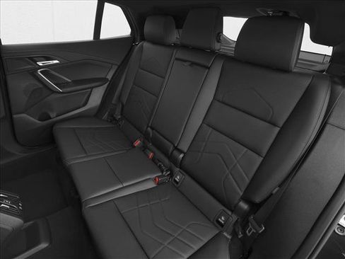 New 2025 BMW X2 xDrive28i w/ Convenience Package image 9