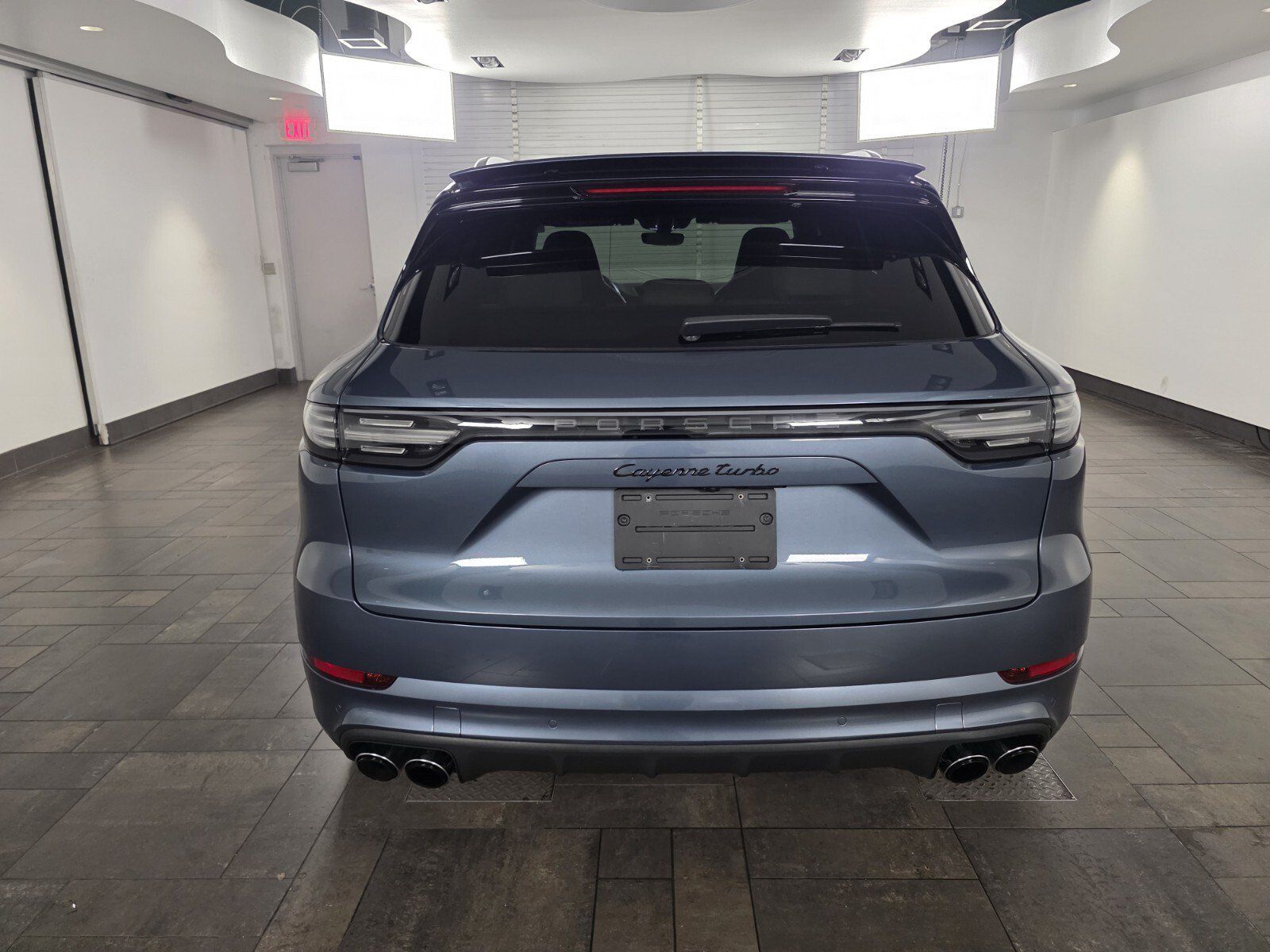 Used 2020 Porsche Cayenne Turbo AWD/4WD image 5