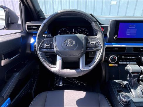 Used 2025 Toyota Tacoma TRD Off-Road w/ TRD Off Road Upgrade Package AWD/4WD image 6