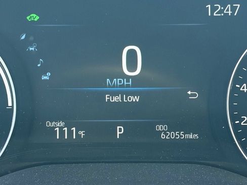 Used 2023 Toyota Sienna Platinum FWD image 11
